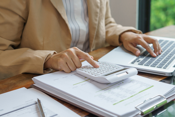 Reducing Budget Surprises in Corporate Technology Planning
