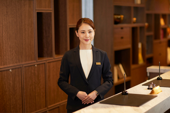 How To Decide If All-In-One PCs Are Practical For Front Desks And Admin Counters