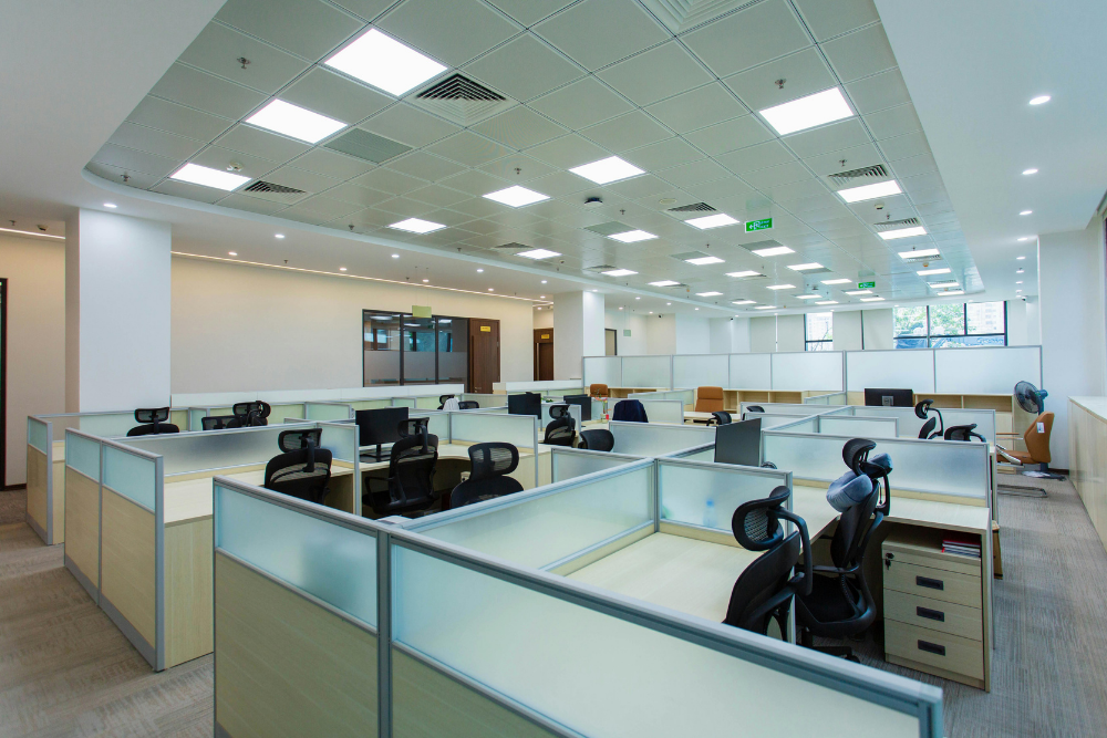 Why New Office Openings Need Technology Readiness Gates Before Move-In