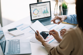 Why Technology Decisions Need Usage Evidence Before Renewal Season